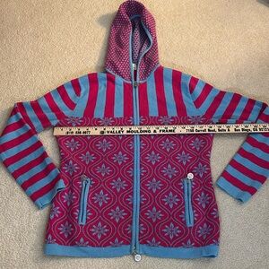 Neve Hooded zip up Sweater